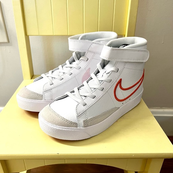 Nike Other - Nike Blazers mid ‘77 SE